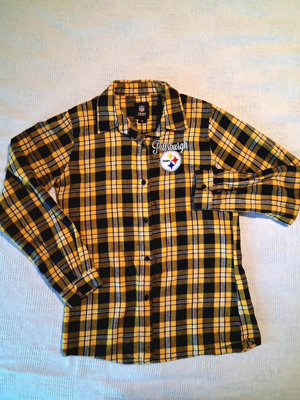 NFL Team Apparel Pittsburgh Steelers Flannel Shirt Size M